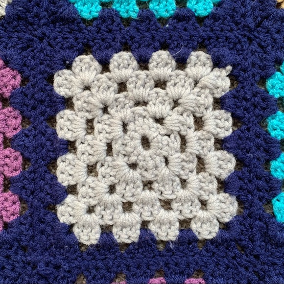 Granny Square Afghan Throw Blanket - Picture 9 of 12